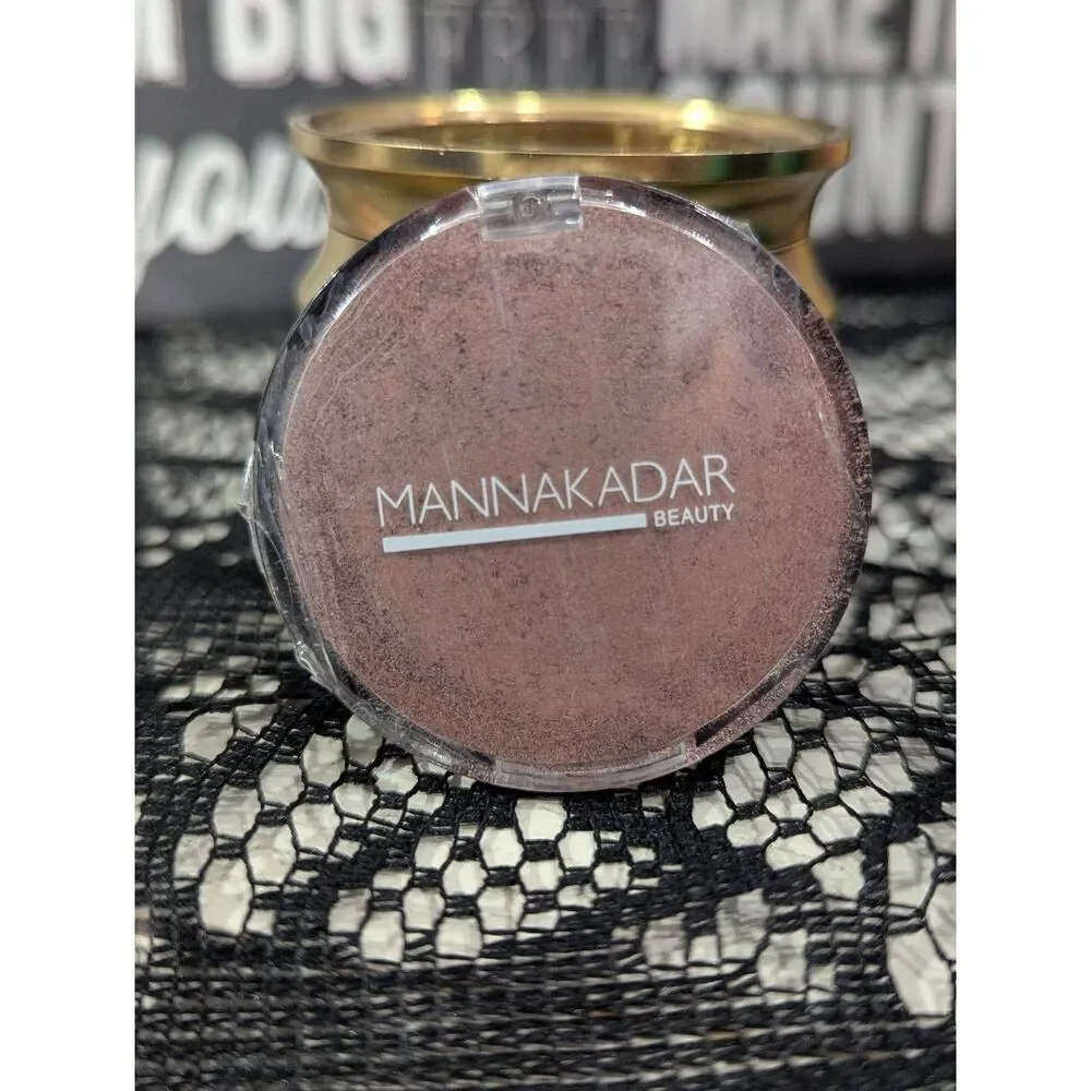 5/25 Manna Kadar Beauty Bundle